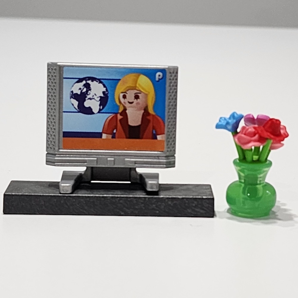 Playmobil Television TV Stand + Flowers In Vase Home Decor Replacement Parts